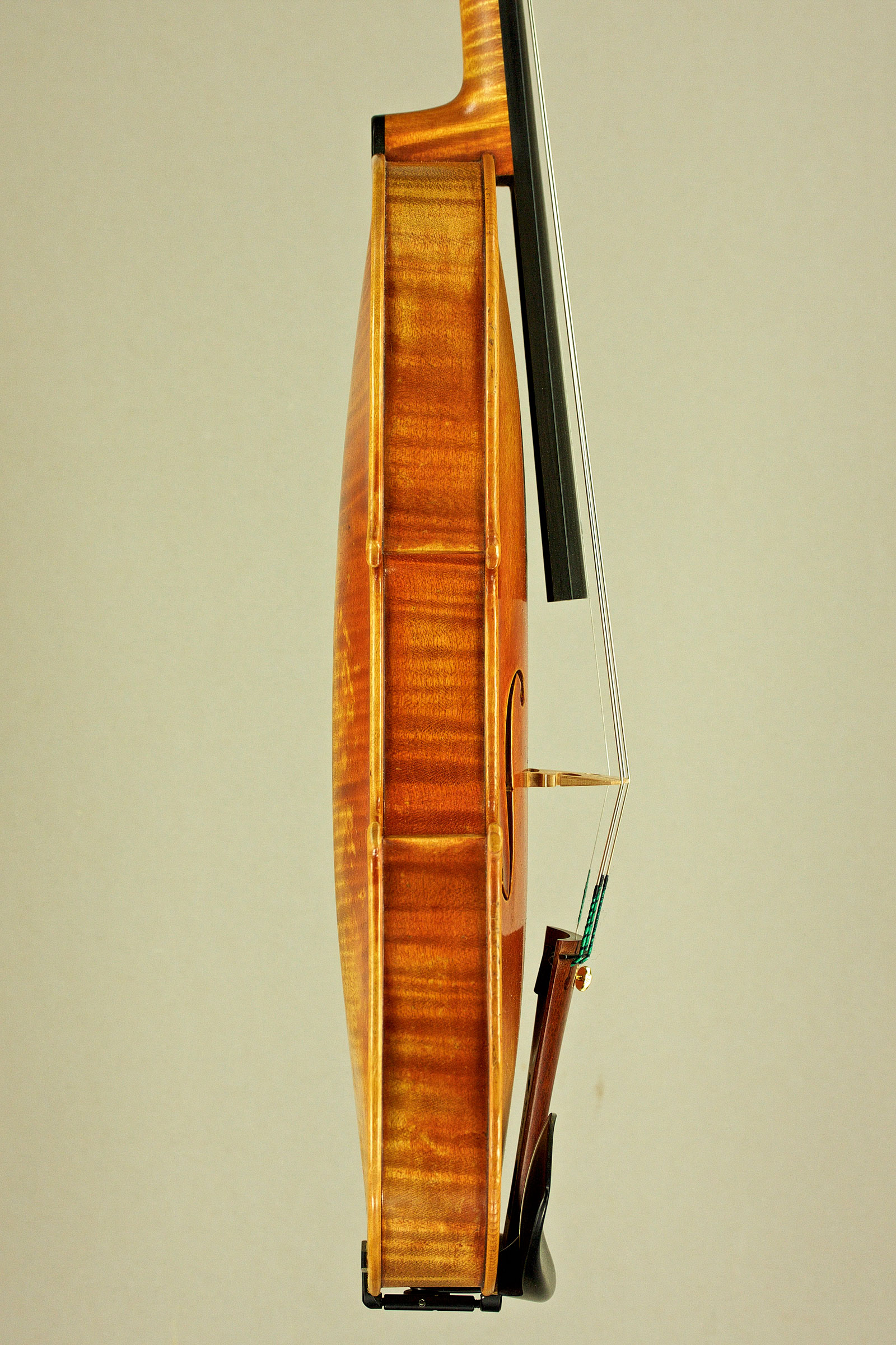 Stradivari-1714-sideview